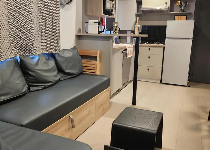 Mobil Domaine De La Yole 6 Personnes 5 Etoiles Des Le 3 Avril 2026