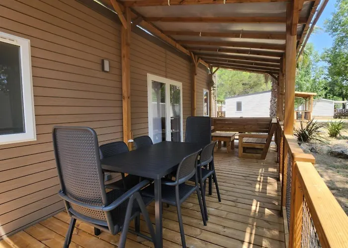 Mobil Home Domaine De La Yole 6 Personnes Camping 5 Etoiles Vendres Des Le 3 Avril 2026 * Vendres