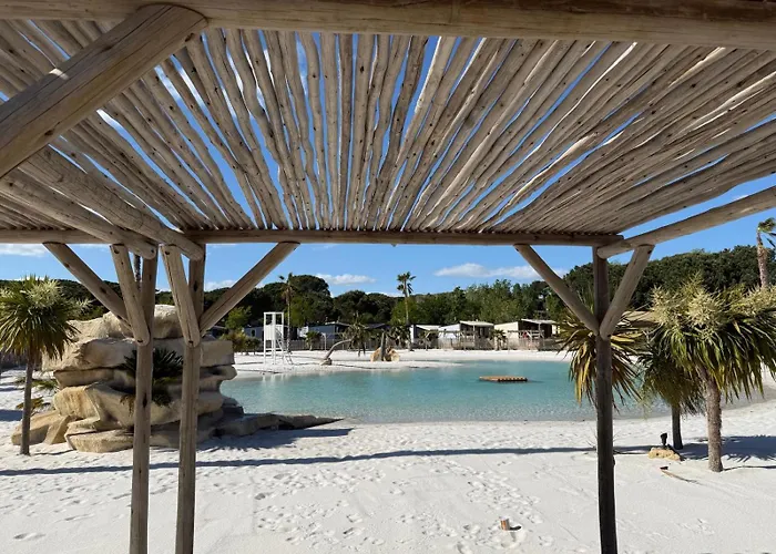 Κάμπινγκ Mobil Home Domaine De La Yole 6 Personnes Camping 5 Etoiles Vendres Des Le 3 Avril 2026 Vendres